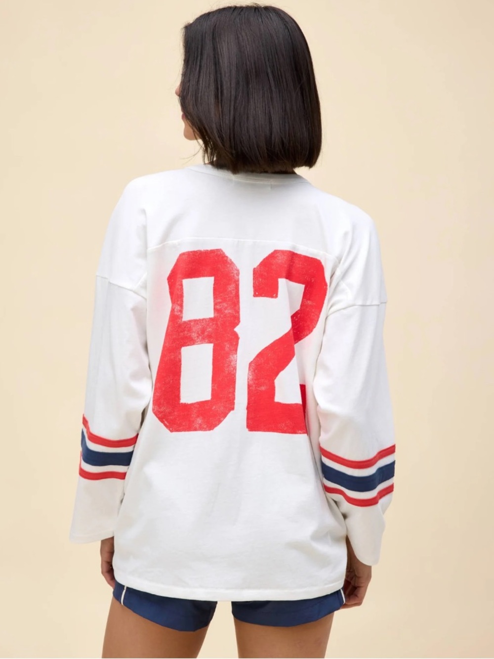 Dreamer Hockey Jersey LS
Daydreamer
NWT
Color - White
OVERSIZED